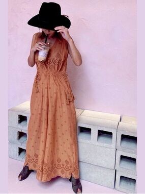🧡 Intimately Free People Sun’s Out Eyelet Jumpsuit ✨ Boho Wide-Leg Size S